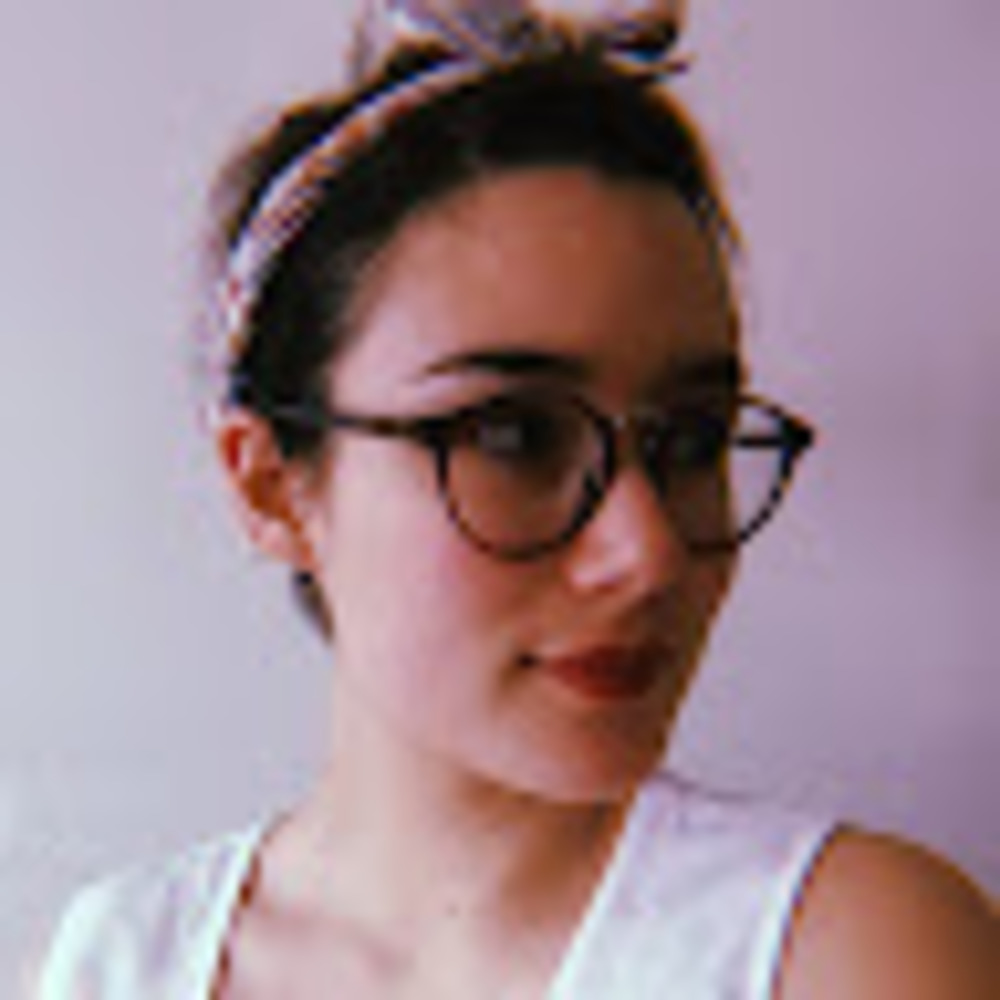 Meet your Posher, Alejandra